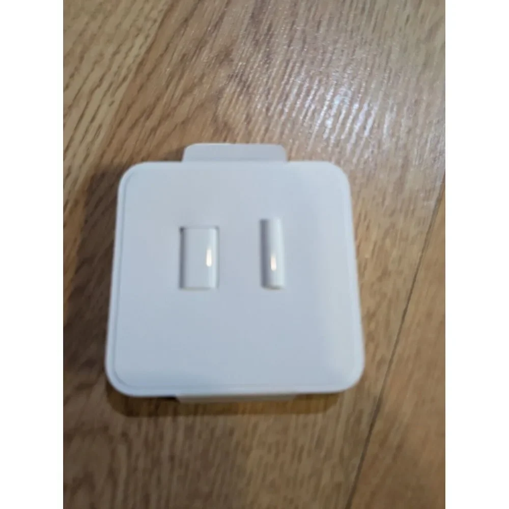 Apple USB-C to‎ Headphone Jack Adapter